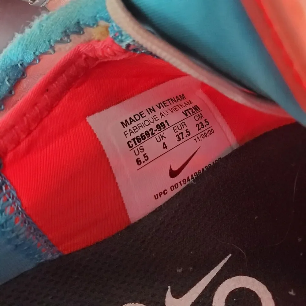 Nike Air Max 2090 Shoes Womens Size 6.5 Crimson Aqua Teal Green Glow CT6692-891
